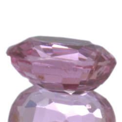 1,04ct.Spinel Oval Cut