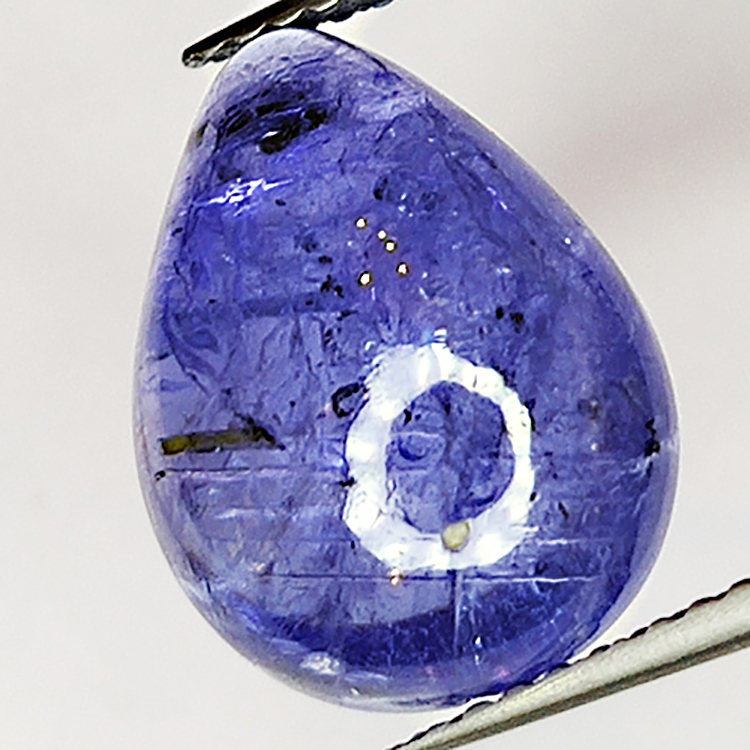 6,99ct  Tanzanite poire cabochon 13x10mm