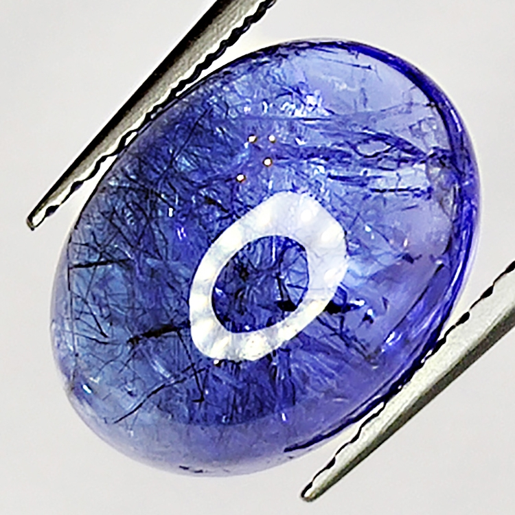 5.40ct Tanzanite cabochon ovale 11x8mm