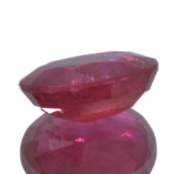 1,72ct Ruby Oval Cut