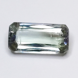 1.03ct Tanzanita Verde talla esmeralda 8.5x4.3mm