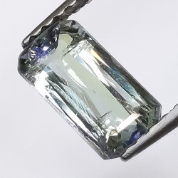 1.03ct Tansanit Grün smaragdschliff 8.5x4.3mm