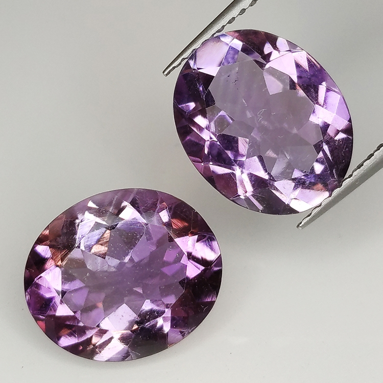 Amethyst oval cut 12.00x10.00mm 2pz