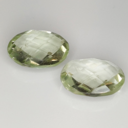 Green amethyst (prasiolite) oval cut with checkerboard 14x10mm 4pz