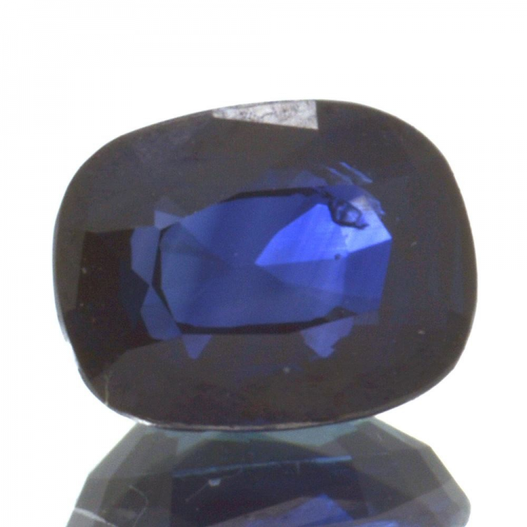 Saphir bleu 1,30 ct taille ovale 6,89x5,33 mm