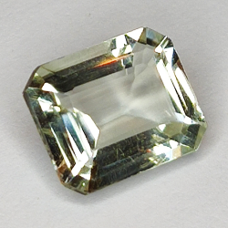 3,24ct Améthyste Verte (prasiolite) coupe émeraude 10x8mm