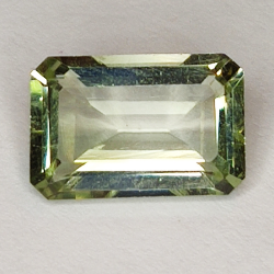 3,68ct Améthyste Verte (prasiolite) coupe émeraude 12x8mm