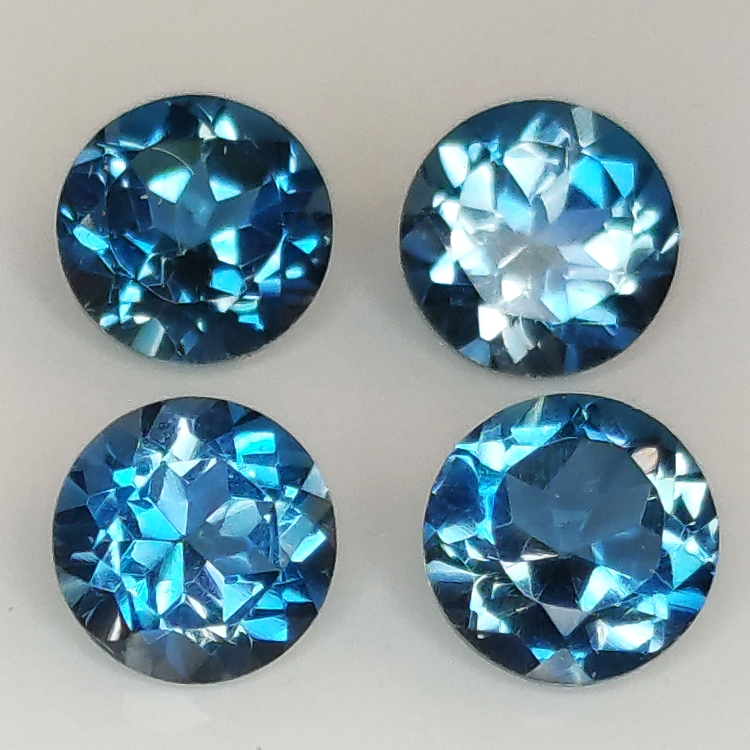 London blue topaz round cut 6mm 1pz