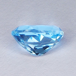 3,52ct Blauer Topas ovaler schliff 10.0x8.1mm