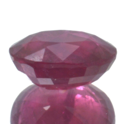 1,88ct Ruby Oval Cut