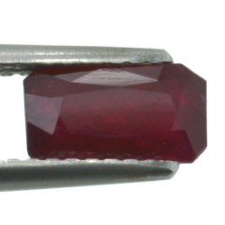 1,23ct Ruby Emerald Cut