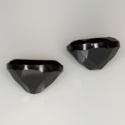 Black spinel oval cut 12x10mm 1pz