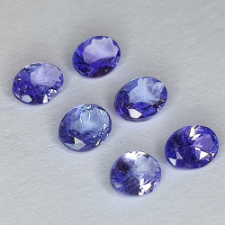 Tanzanite oval cut 4x3mm 1ct