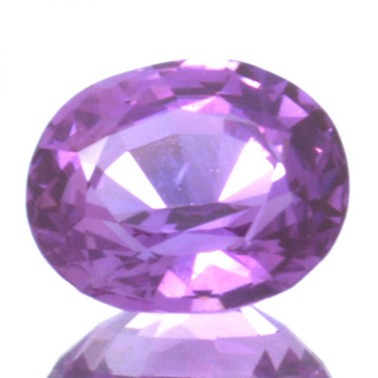 0,79 ct rosa Saphir im Ovalschliff 5,79 x 4,77 mm