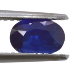 1,08 ct. Blauer Saphir im Ovalschliff, 7,00 x 4,85 mm