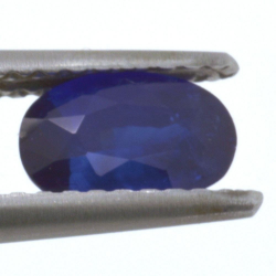 1,08 ct. Blauer Saphir im Ovalschliff, 7,00 x 4,85 mm