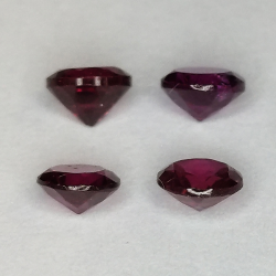 Rhodolite garnet round cut 3.8-4.2mm 1ct