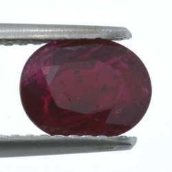 1,30ct Ruby Oval Cut