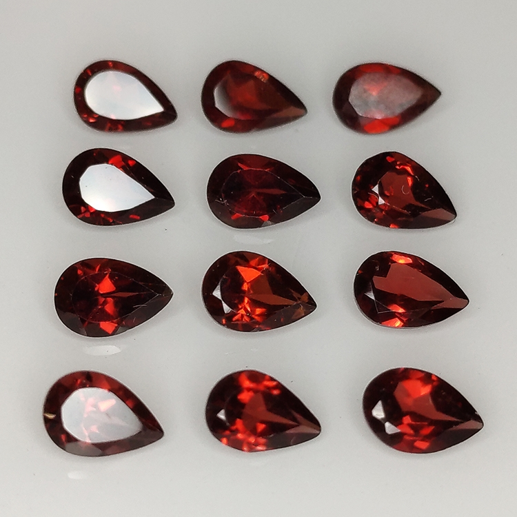 Pear cut garnet 6.3x4.3mm 1ct