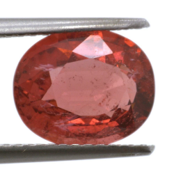 Tourmaline ovale de 1,92 ct, taille 9,82x8,09 mm