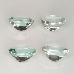 Aquamarine oval cut 5x4mm 1pz