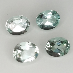 Aquamarine oval cut 5x4mm 1pz