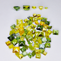 7.52ct Zafiro de Songea multicolor talla cuadrada 3.3x3.3mm 78pz