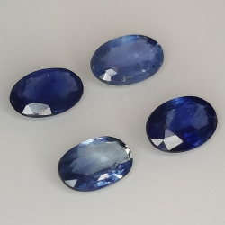 Coupe ovale saphir bleu 6x4mm 1 pz