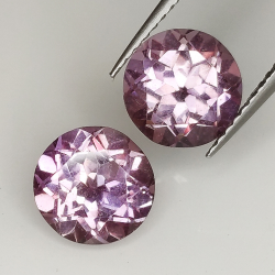 SAPHIR SYNTHÉTIQUE VERNEUIL - Forme Ronde - Couleur Rose - 1.90 Carats - Diamètre 8mm - Qualité IF - Neuf Sans Emballage