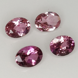 Tourmaline rubellite rose taille ovale 5x4mm 1ct