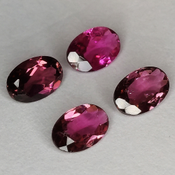 Pink rubellite tourmaline oval cut 6x4mm 1pz