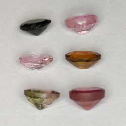 Multicolor tourmaline oval cut 5x4mm 1pz