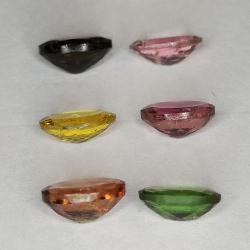 Turmalina multicolor talla oval 7x5mm 1pz