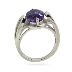 Amethyst & 925 Sterling Silver Ring