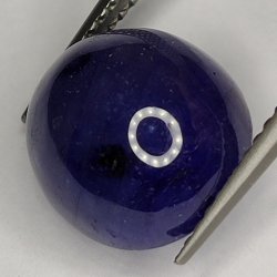 8.38ct Bleu Saphir cabochon ovale 11.2x10.2mm