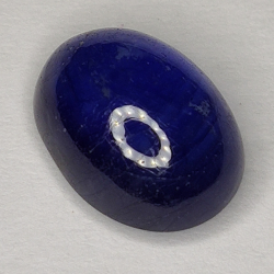 5.70ct Blauer Saphir cabochon oval 11.3x8.4mm