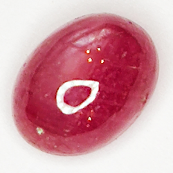 2.60ct Rubino Stella cabochon ovale 8.0x6.0mm