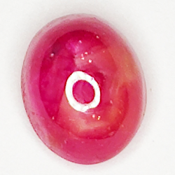 2.07ct Rubis Étoilé cabochon ovale 7.1x5.8mm