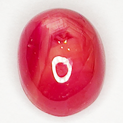 3.20ct Rubin Stern cabochon oval 8.2x6.5mm