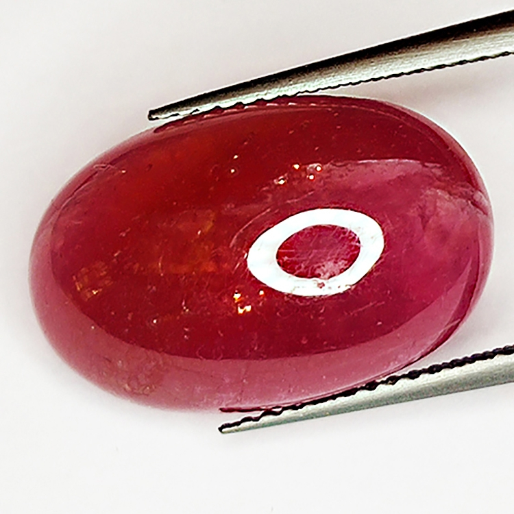 18.81ct Rubin cabochon oval 18.7x11.9mm