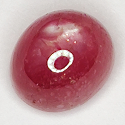 2.49ct Rubis Étoilé cabochon ovale 6.9x6.0mm