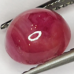 2.26ct Ruby Star cabochon oval 7.2x6.2mm