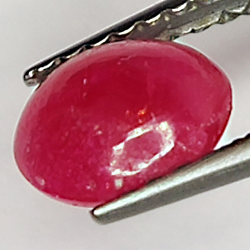 1.06ct Rubis Étoilé cabochon ovale 6.4x5.6mm