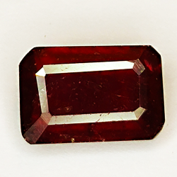 2.75ct Ruby emerald cut 8.9x5.9mm