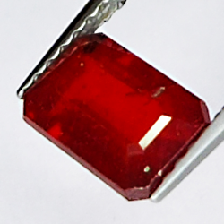 2.10ct Ruby emerald cut 7.6x5.4mm