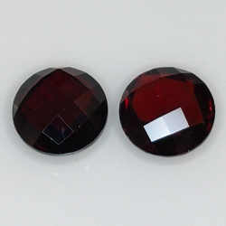 Garnet round cut double checkerboard 10mm 1pz