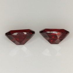 Garnet cushion cut 8x6mm 1pz