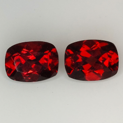 Garnet cushion cut 8x6mm 1pz