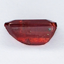 2.70ct Rubin smaragdschliff 8.6x5.8mm