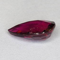 1.00ct Rubellit-Turmalin Birnenschliff 8.3x5.8mm